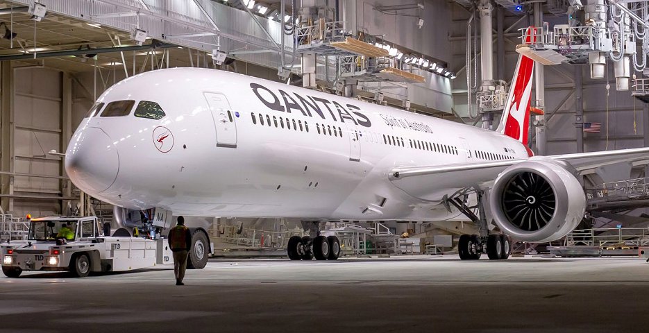 カンタスのパース－ロンドン便は17時間のフライトで生じる時差ぼけ抑制に向けた新たな試金石となる（ボーイング787－9ドリーマー、Qantas提供）