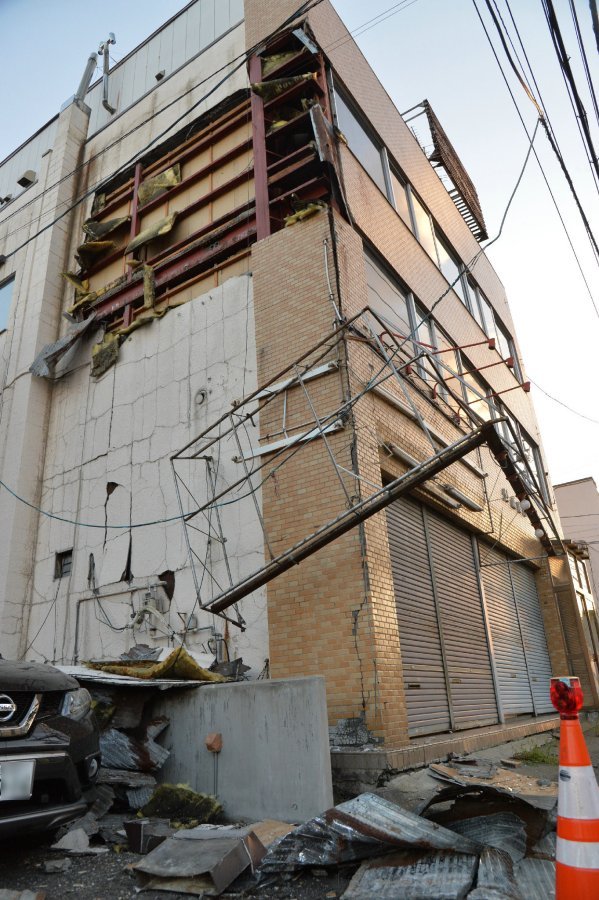 政府は北海道地震で被災した中小事業者などに対して、金融支援を中心とした対策で復旧を後押しする（6日、札幌市北区）
