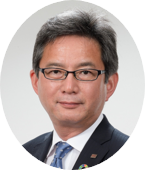 岡田 俊輔 氏